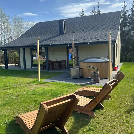 別荘 Mazury Przyjazny Dom W Leleszkach Z Goraca Balia *