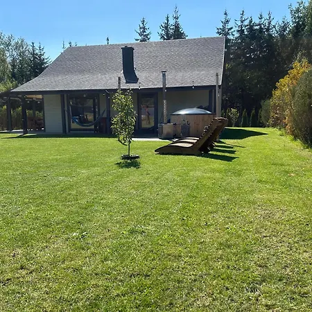 Mazury Przyjazny Dom W Leleszkach Z Goraca Balia